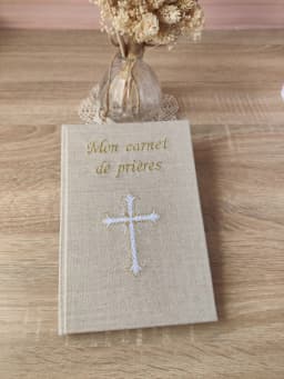 Carnet de prière en lin brut – Fait main et personnalisable - photo 9